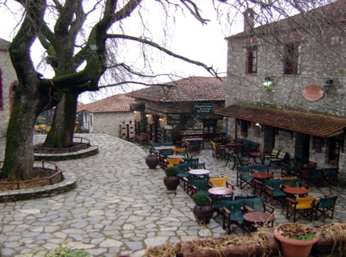 Προορισμοί στην Ελλάδα: Παλαιός Παντελεήμονας, Πιερία