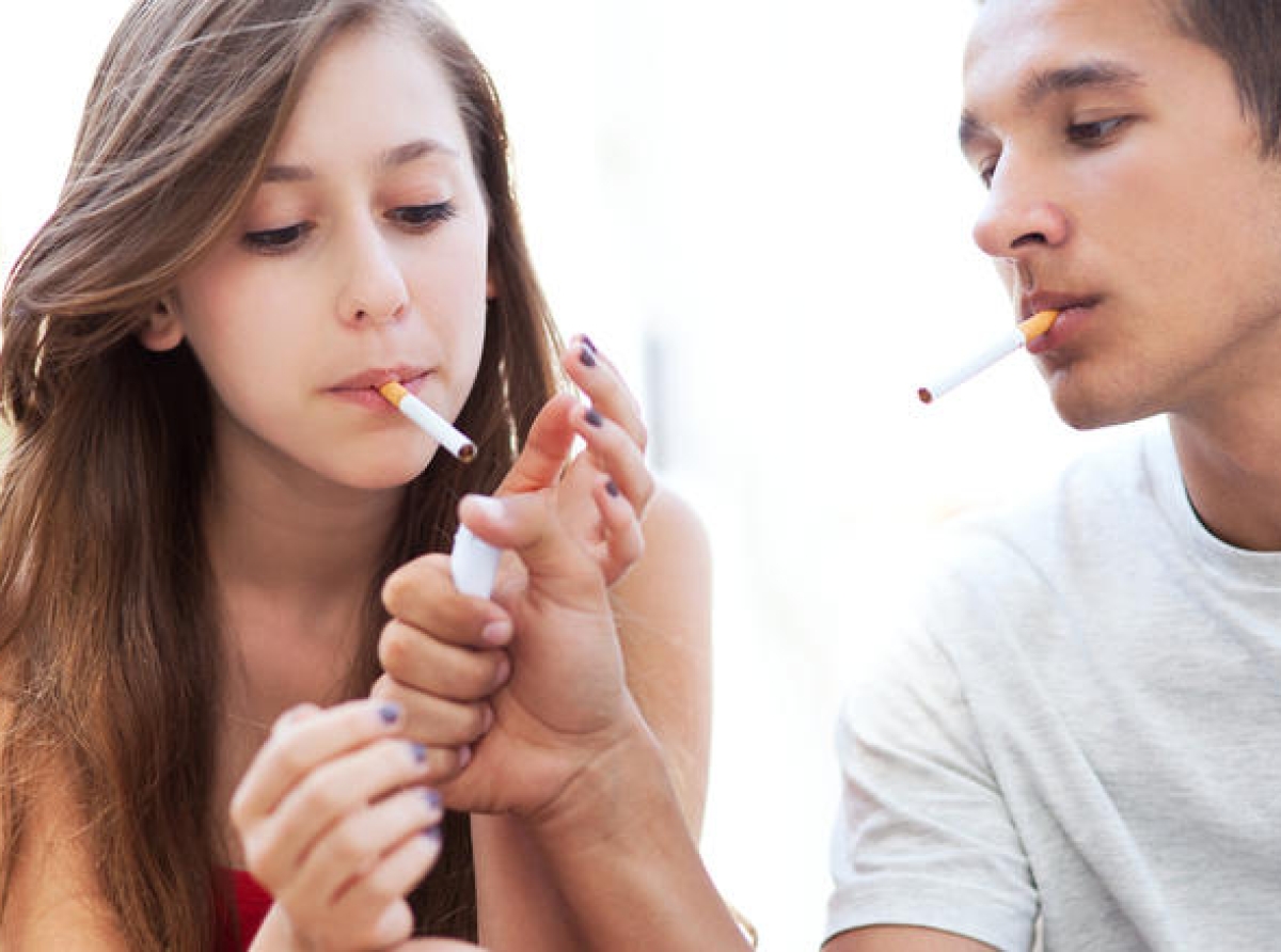 Από περιέργεια καπνίζουν οι μαθητές του γυμνασίου