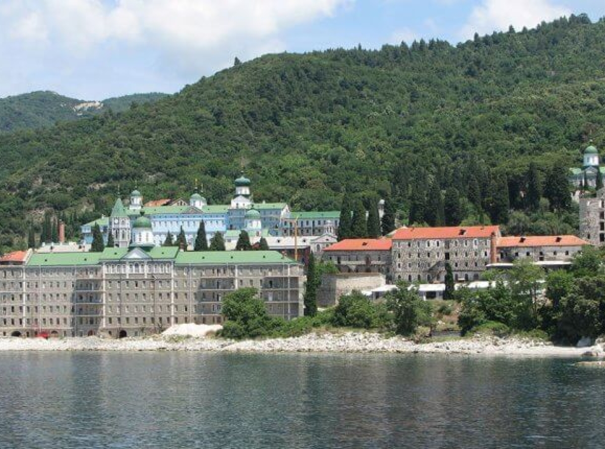 Το μοναστήρι του Αγίου Παντελεήμονος στο Άγιον Όρος