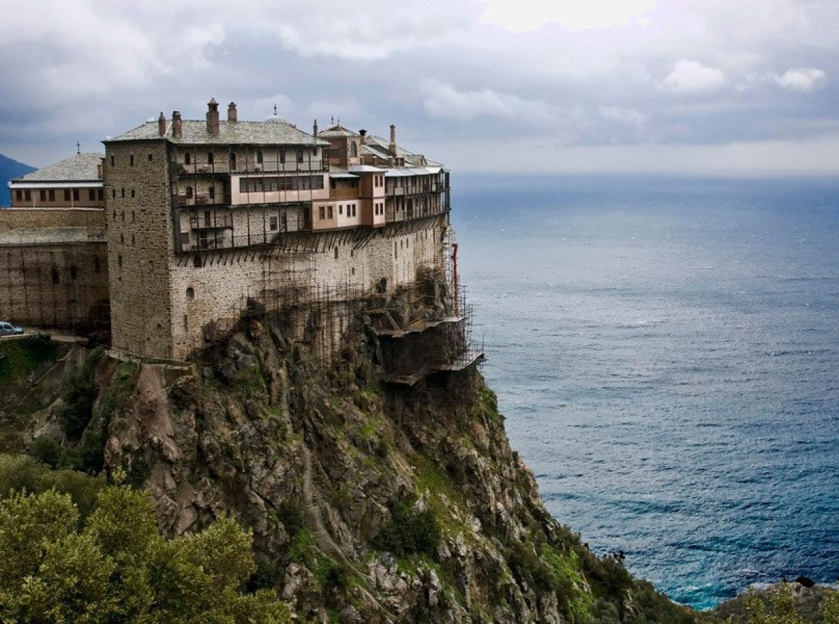 Το μεγάλο μυστήριο με το Άβατο του Αγίου Όρους και γιατί δεν μπορεί να καταργηθεί!