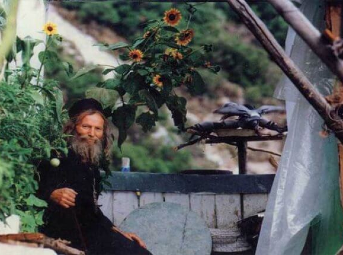 Τι είπε ο Γέροντας Στέφανος Σέρβος για τους έσχατους καιρούς και το 666!