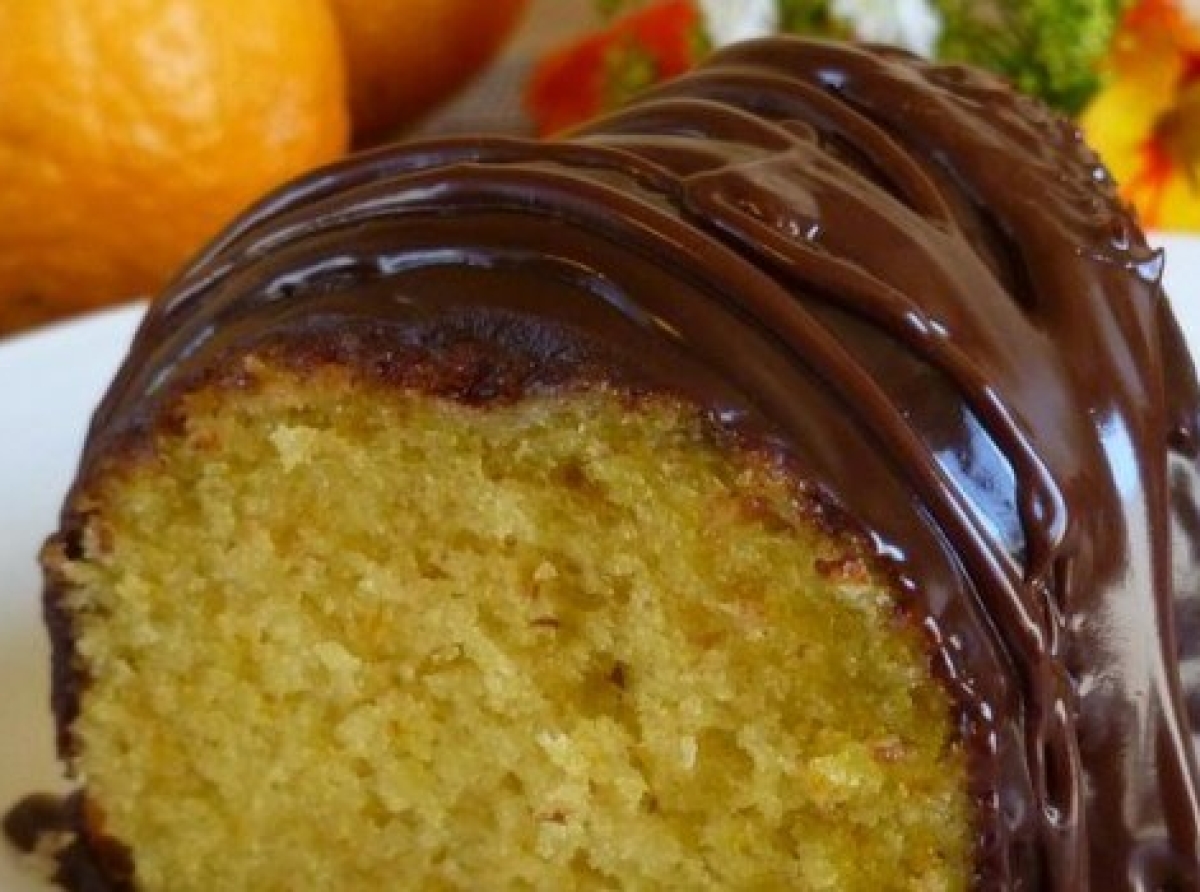Κέικ Πορτοκαλιού με γλάσο σοκολάτας νηστίσιμο