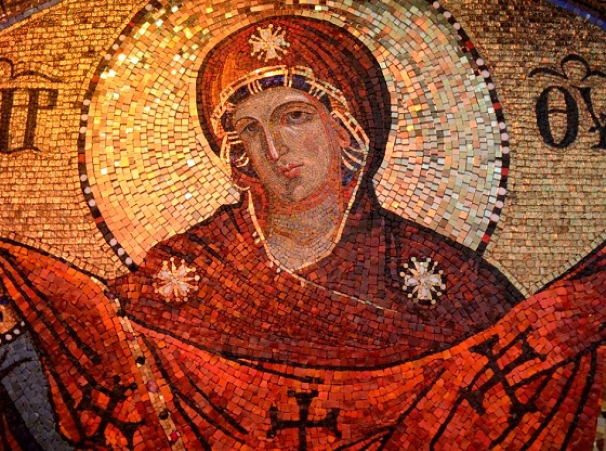 Πότε εισακούεται η παράκλησή μας προς την Παναγία